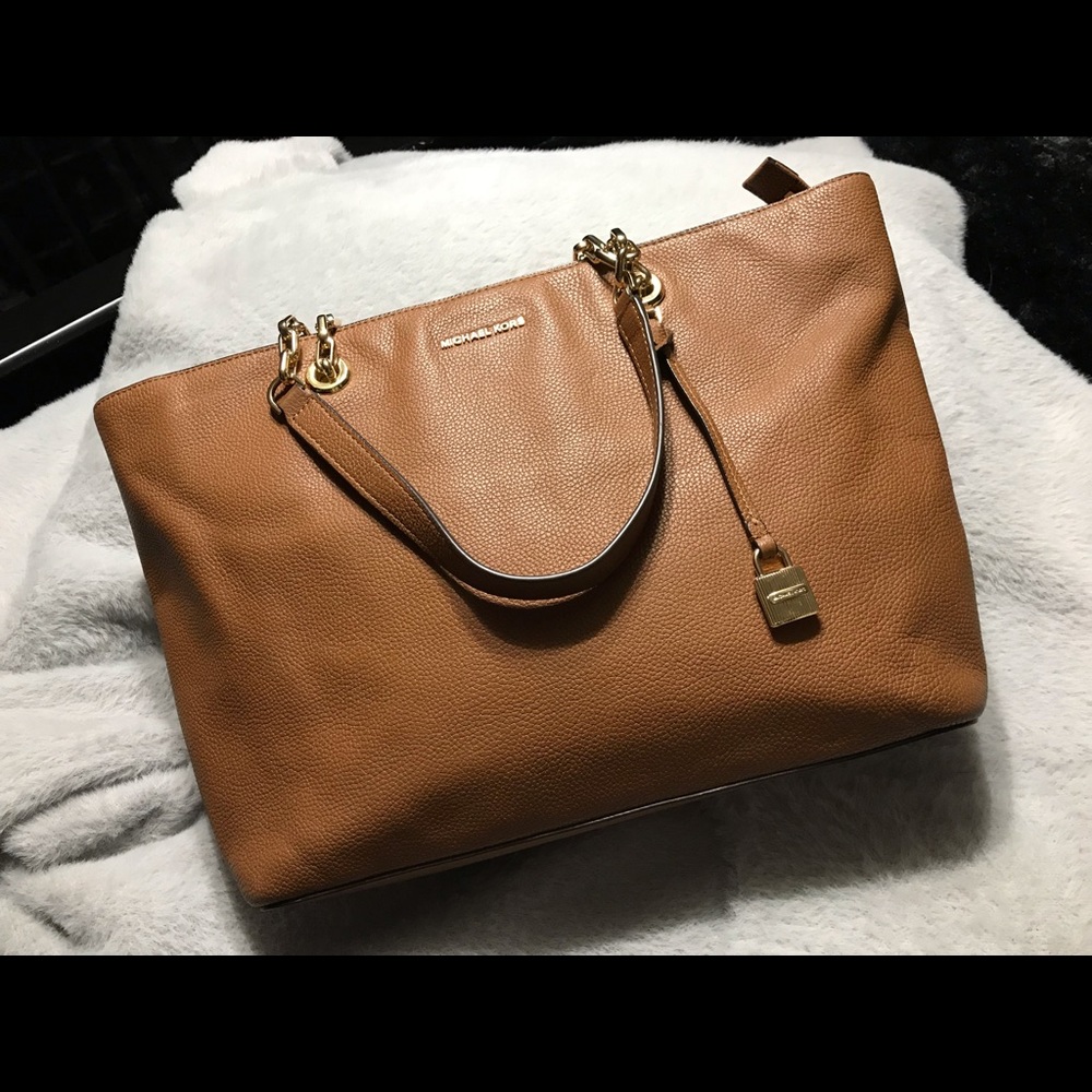 Michael Kors Tote